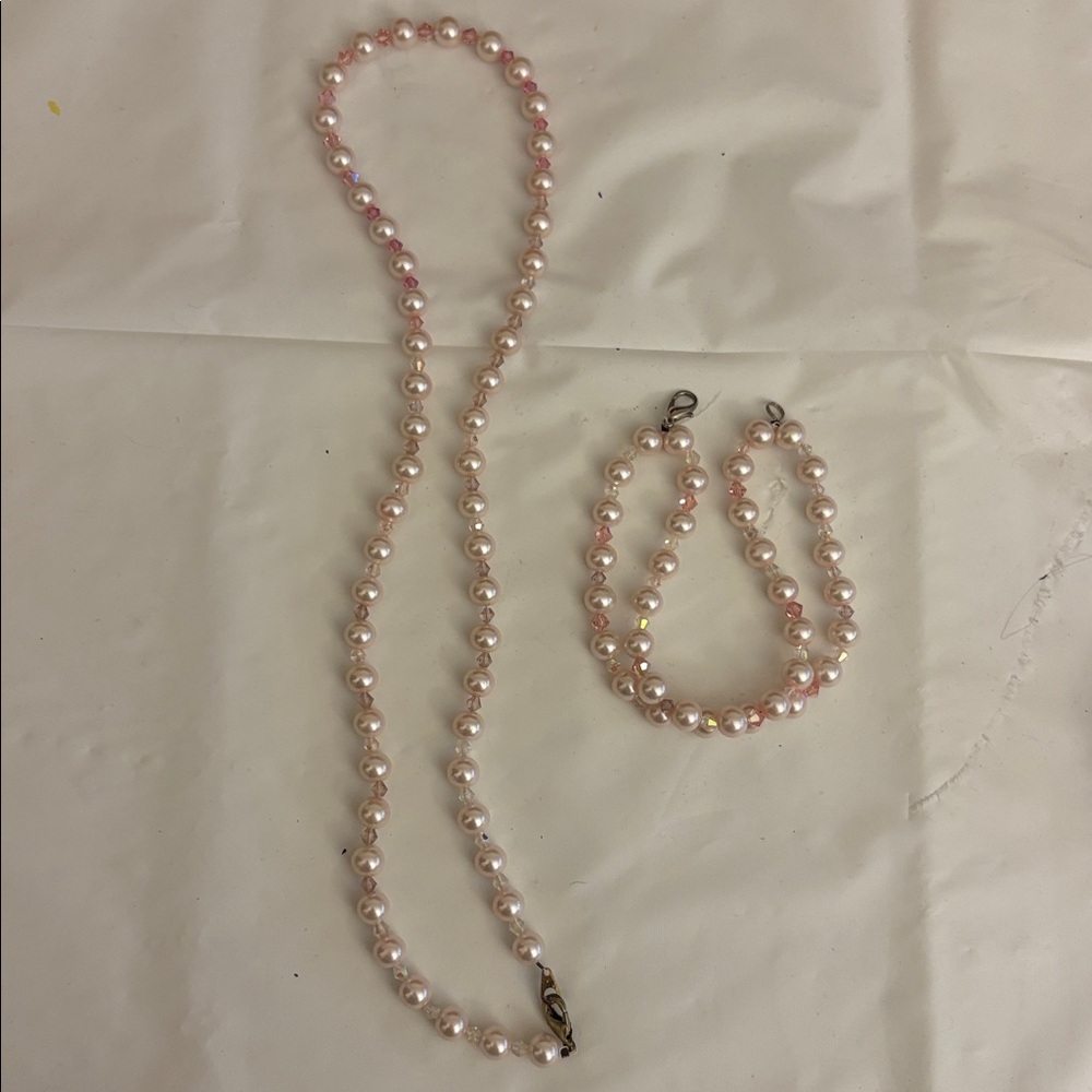 Vintage Elegant Pearl and Crystal Necklace  24” and Bracelet 8”